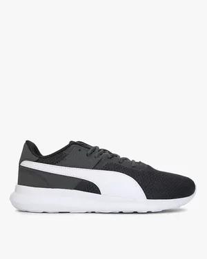 Grab Up to 75% Off on Top Brand Sneakers!