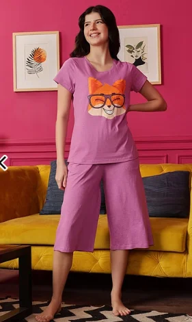 Grab the Fox Emoji Print Top & Capri Set in Lilac!