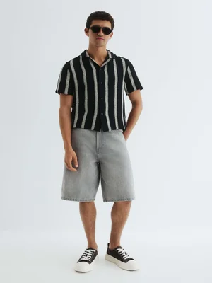Grab H&M Crochet Look Resort Shirt for Just ₹798!