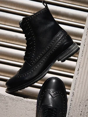 Extra 10% OFF on Jack & Jones Footwear & Accessories Over ₹1,499!