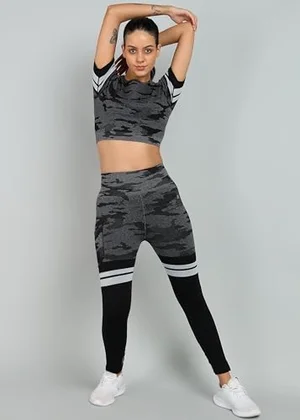 Grab the Kobo Women Sports Seamless Active Wear Top Now!