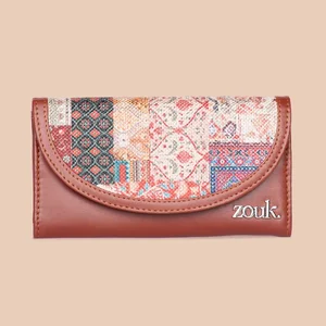 Grab the Kutch Gamthi Kyra Flap Wallet - Perfect for Everyday Use!