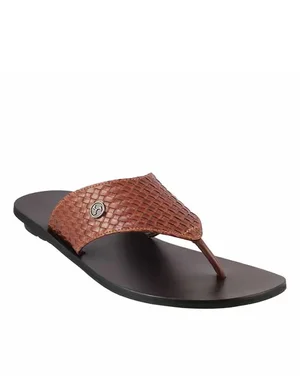 Grab Up to 63% Off Mochi Men's Flip Flops & Slippers!