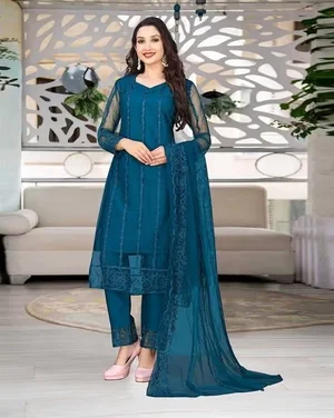 Shop Nyrika Clothing: Up to 71% Off – Limited Time Only!